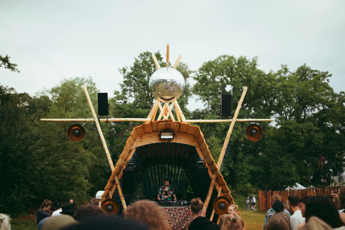 Bühnenbau Festivalbühne Bühnendekoration