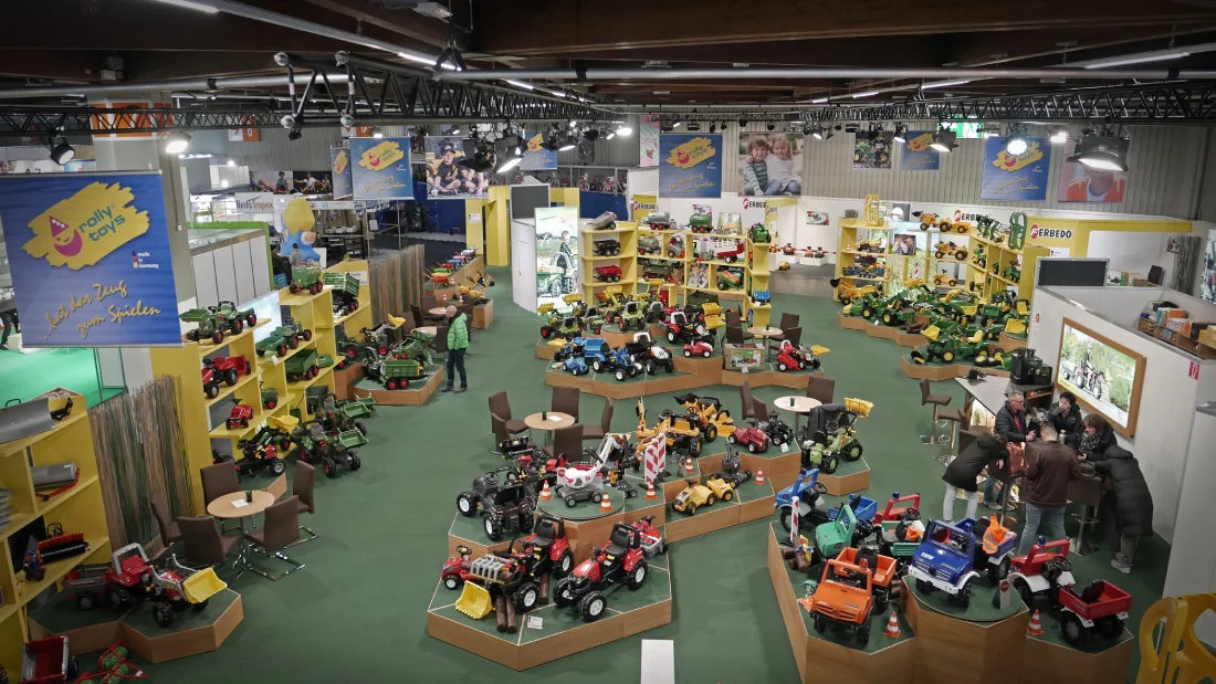 Messestand Beleuchtung Traversen