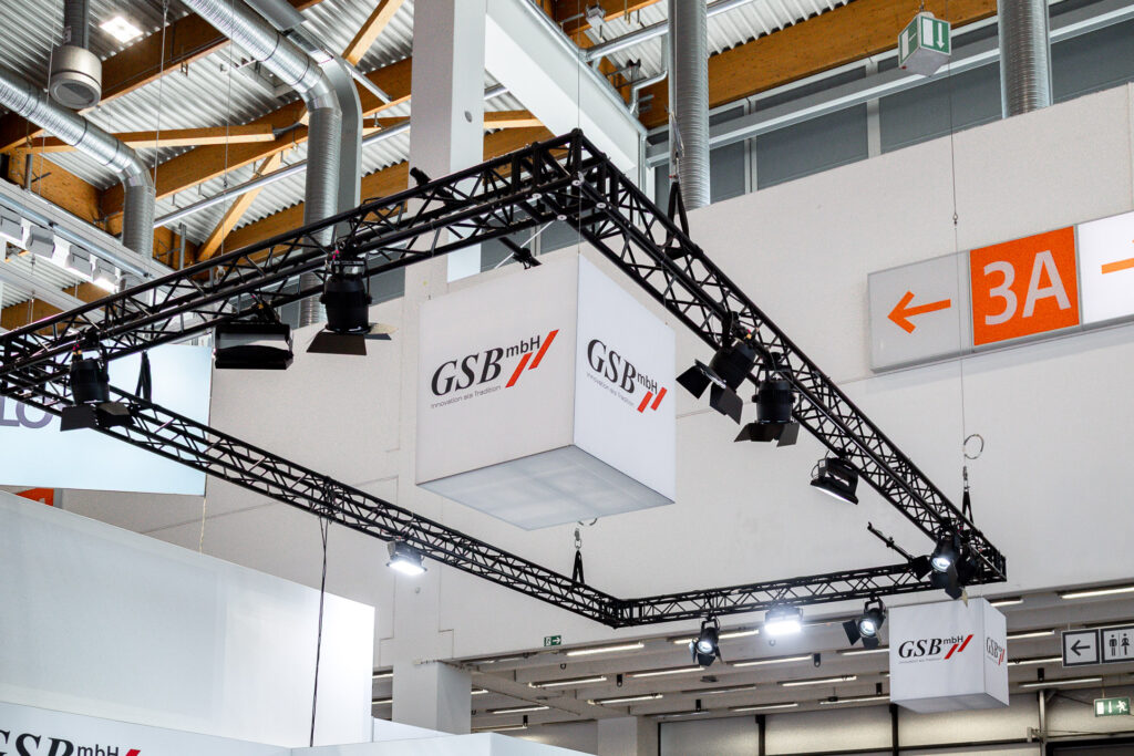 messebau-beleuchtung-messestand-nuernberg-gsbmbh_9